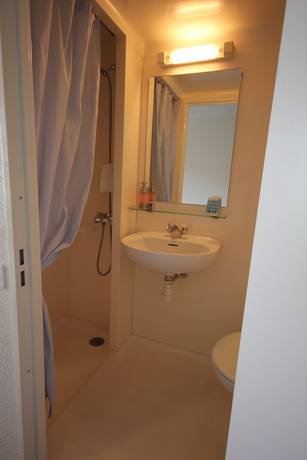 Imagen de la habitación del Hotel Abaca. Foto 9