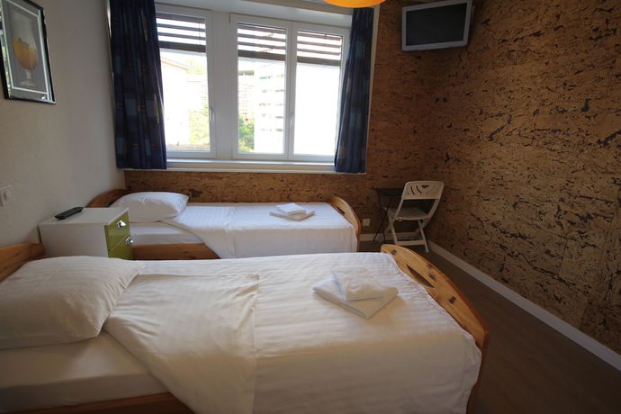 Imagen de la habitación del Hotel Abaca. Foto 10