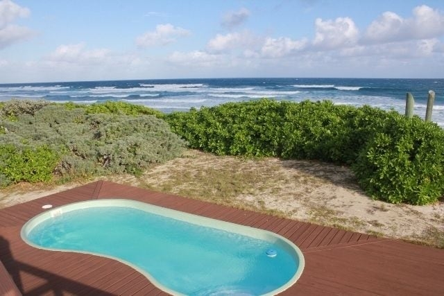 Imagen de la piscina del Hotel Abaco Pineapple Beach. Foto 19