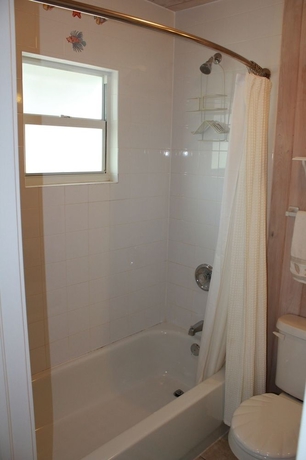 Imagen de la habitación del Hotel Abaco Surfside. Foto 2