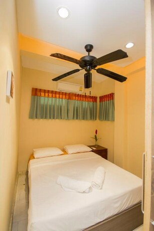 Imagen de la habitación del Hotel Abacus Villa. Foto 38