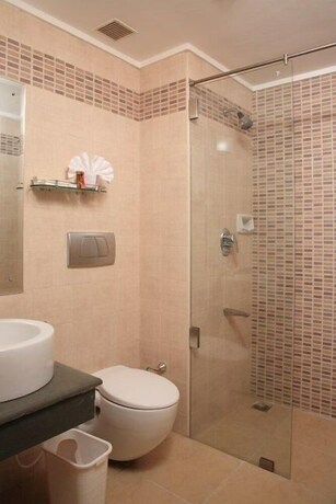 Imagen de la habitación del Hotel Abad Greenforest Thekkady. Foto 19