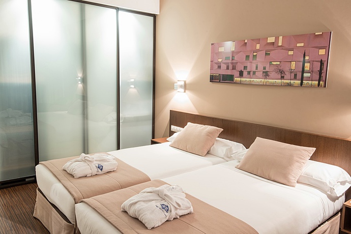 Imagen de la habitación del Hotel Abad San Antonio. Foto 9