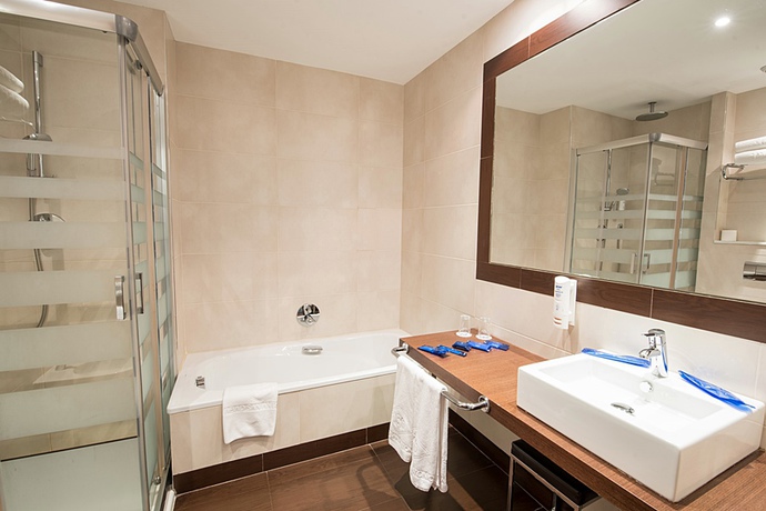 Imagen de la habitación del Hotel Abad San Antonio. Foto 16