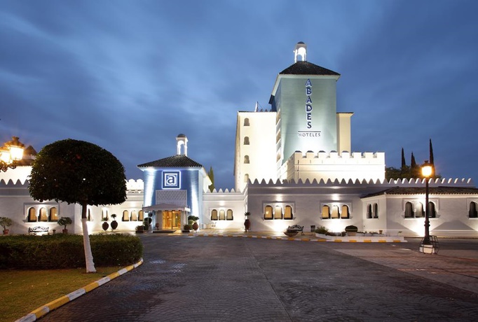 Imagen general del Hotel Abades Benacazon. Foto 3