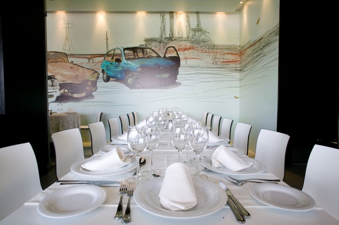 Imagen del bar/restaurante del Hotel Abades Loja. Foto 3