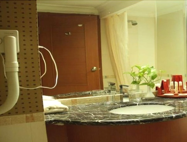 Imagen de la habitación del Hotel Abadi Suite and Tower By Tritama Hospitality. Foto 5