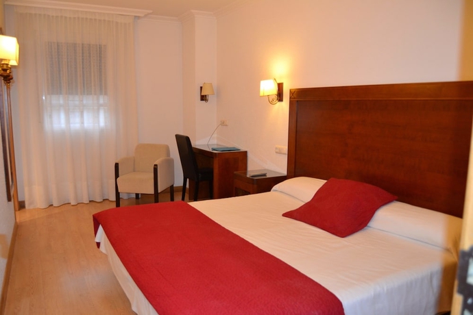 Imagen de la habitación del Hotel Abadía Camino Santiago. Foto 14