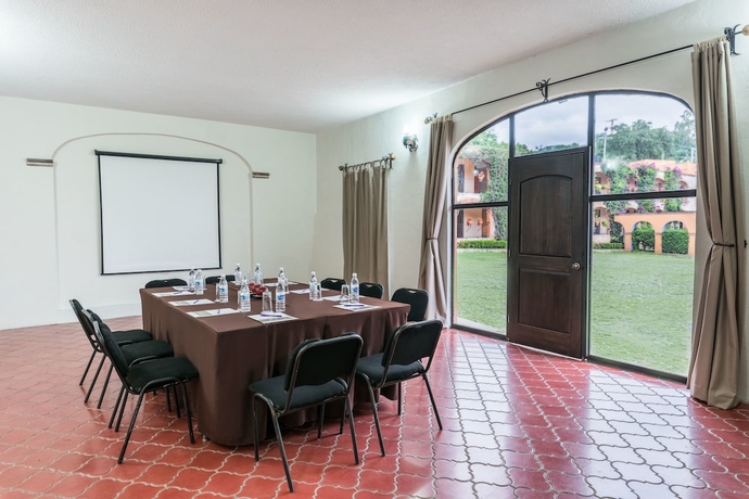 Imagen de los interiores del Hotel Abadía Plaza. Foto 12