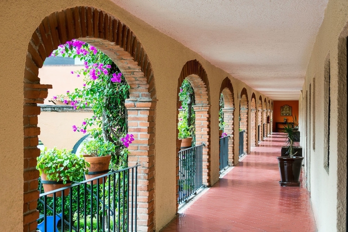 Imagen de los interiores del Hotel Abadía Plaza. Foto 17