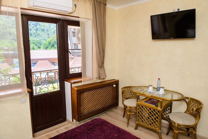 Imagen de la habitación del Hotel Abago Mountain. Foto 9