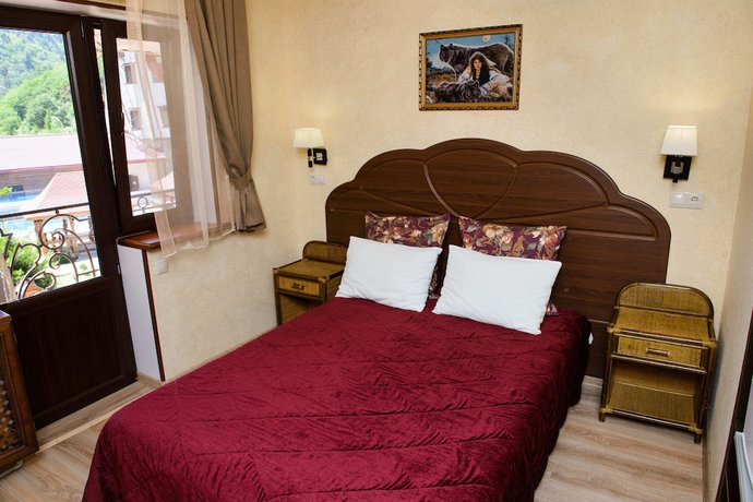 Imagen de la habitación del Hotel Abago Mountain. Foto 14
