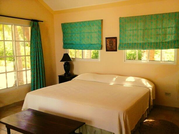 Imagen general del Hotel Abaka Bay Resort. Foto 7