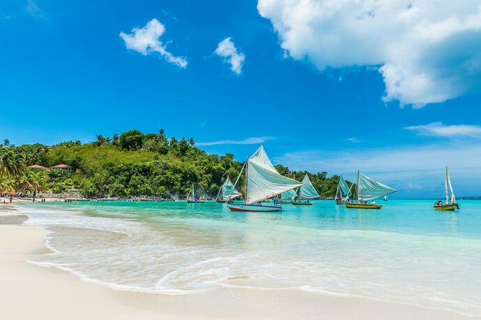 Imagen general del Hotel Abaka Bay Resort. Foto 8