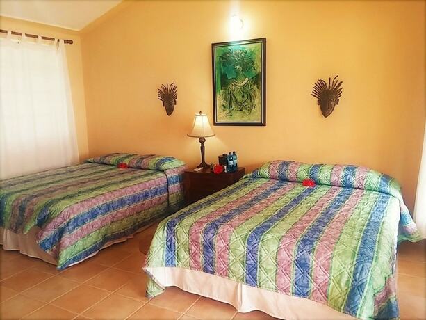 Imagen de la habitación del Hotel Abaka Bay Resort. Foto 18