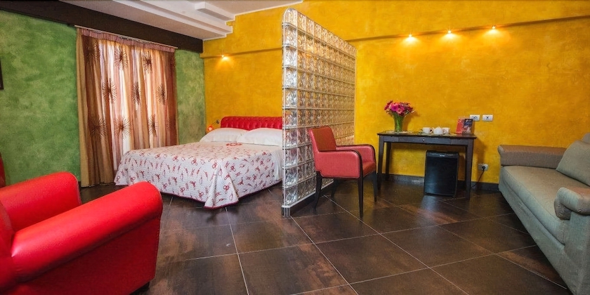 Imagen de la habitación del Hotel Abalon Pompei Resort. Foto 5