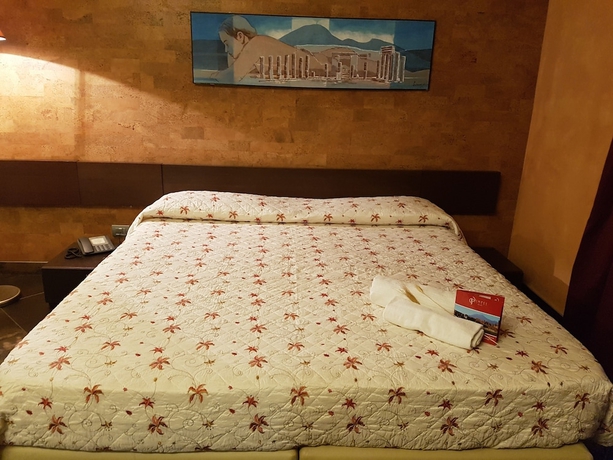 Imagen de la habitación del Hotel Abalon Pompei Resort. Foto 9