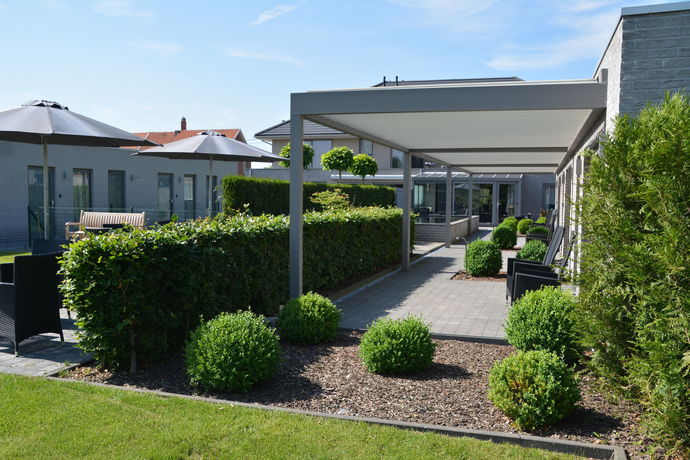 Imagen de los exteriores del Hotel Abalona. Foto 8