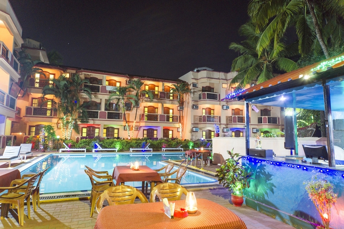 Imagen de la piscina del Hotel Abalone Resort. Foto 9