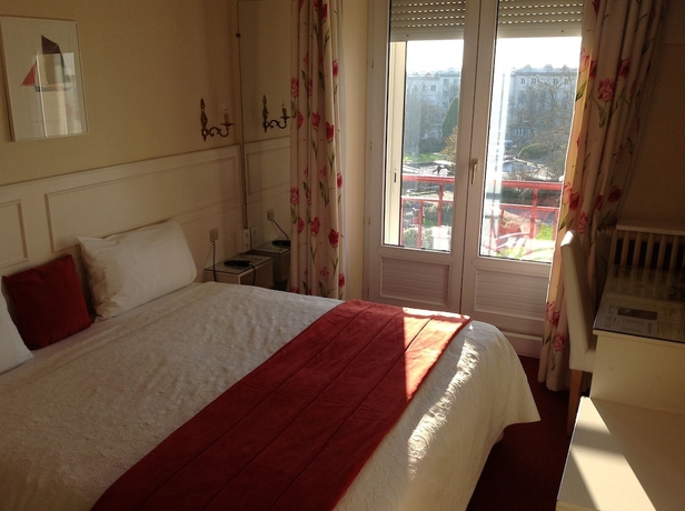 Imagen de la habitación del Hotel Abalys. Foto 7