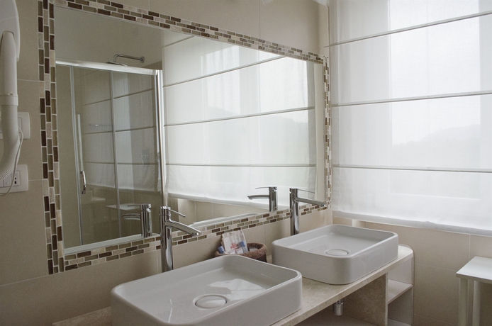 Imagen de la habitación del Hotel Abamar, SANTA MARGHERITA DI PULA. Foto 6