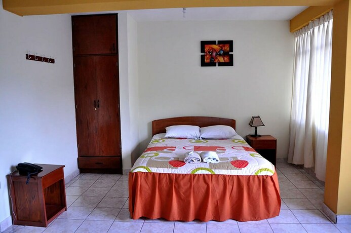Imagen de la habitación del Hotel Abancay. Foto 16