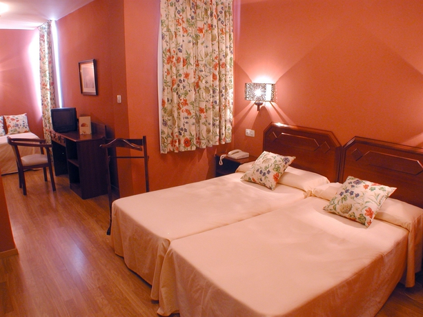 Imagen de la habitación del Hotel Abanico. Foto 3