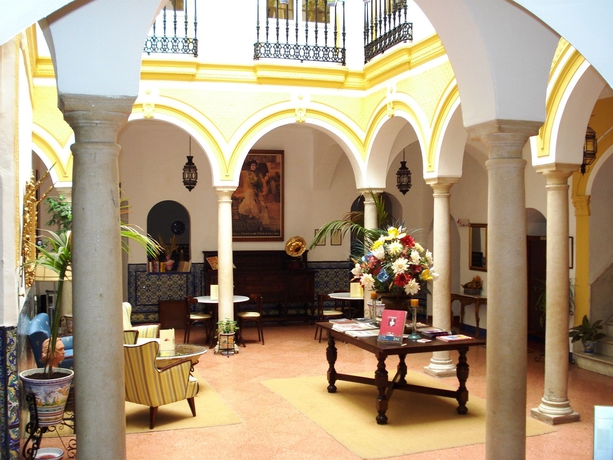 Imagen general del Hotel Abanico. Foto 1