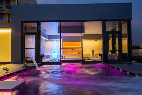 Imagen de los interiores del Hotel Abano Astoria. Foto 13