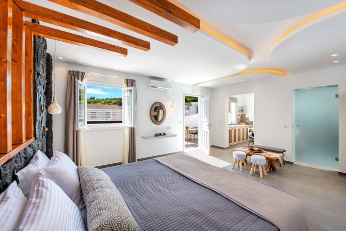 Imagen de la habitación del Hotel Abasa Suites. Foto 2