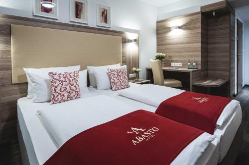 Imagen general del Hotel Abasto Dachau. Foto 7