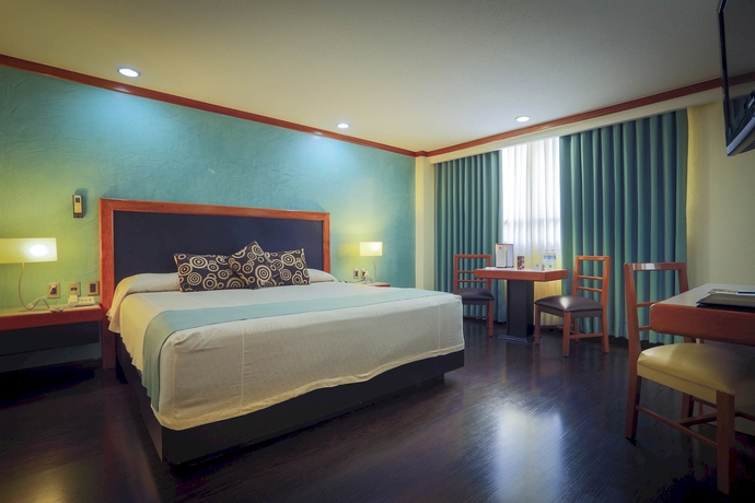 Imagen de la habitación del Hotel Abastos Plaza. Foto 4