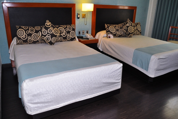 Imagen de la habitación del Hotel Abastos Plaza. Foto 5