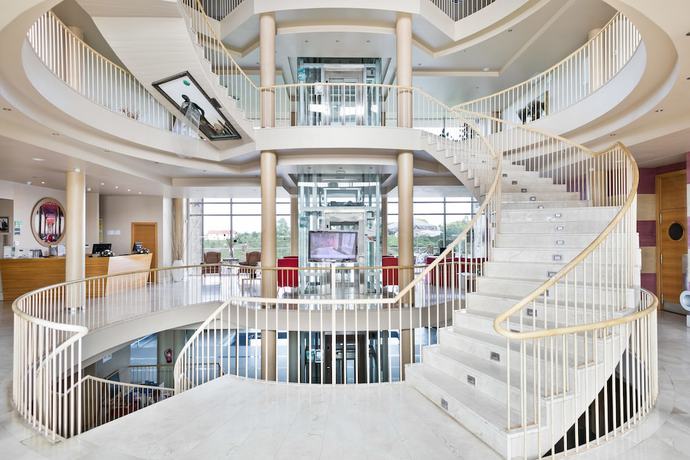 Imagen de los interiores del Hotel Abba Comillas, Comillas. Foto 15