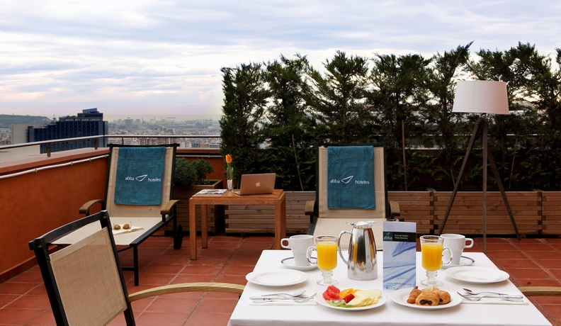 Imagen de los exteriores del Hotel Abba Garden. Foto 9