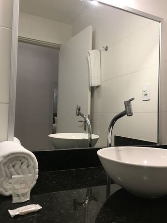 Imagen de la habitación del Hotel Abba Goiana. Foto 3