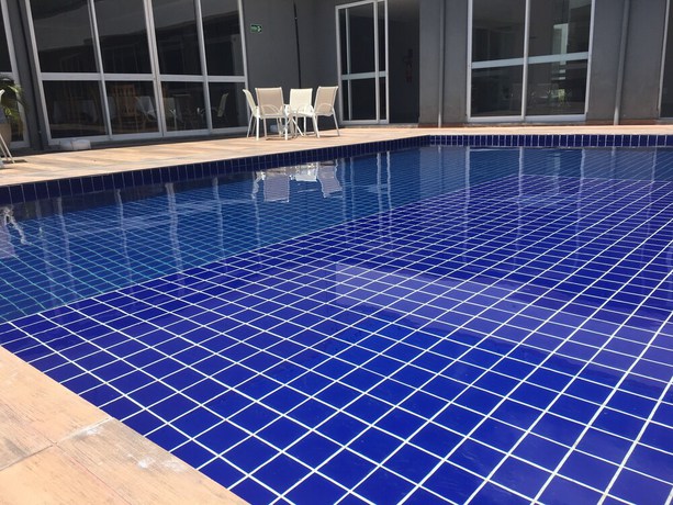 Imagen de la piscina del Hotel Abba Goiana. Foto 20