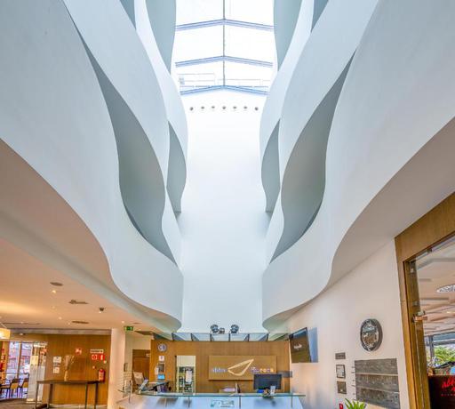 Imagen de los interiores del Hotel Abba Huesca. Foto 15