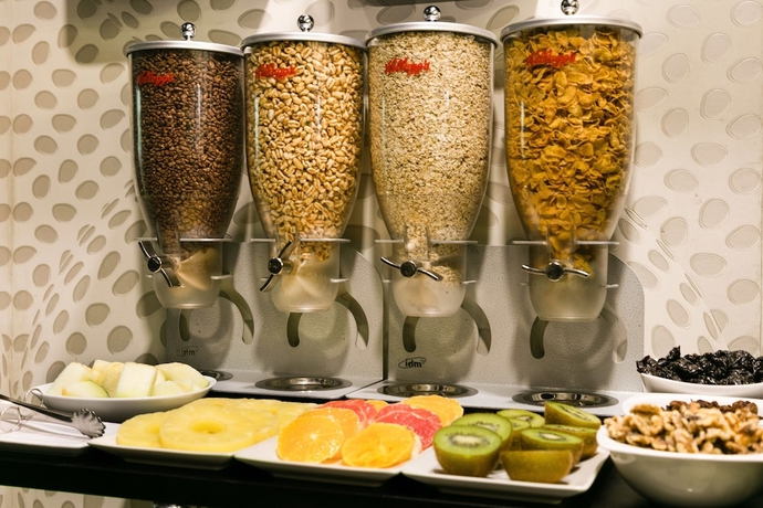 Imagen del bar/restaurante del Hotel Abba Jazz. Foto 3