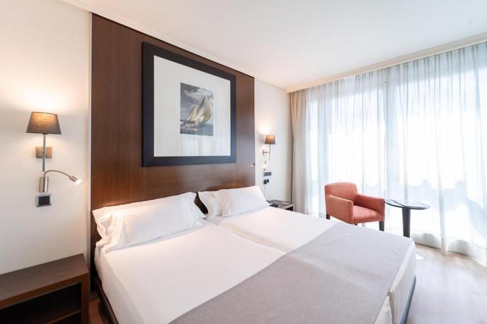 Imagen de la habitación del Hotel Abba Playa Gij&oacute;n. Foto 7