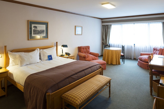 Imagen de la habitación del Hotel Abba Presidente Suites Puerto Montt. Foto 11