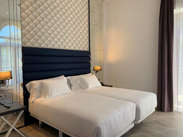 Imagen de la habitación del Hotel Abba San Sebastián. Foto 3