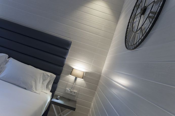 Imagen de la habitación del Hotel Abba San Sebastián. Foto 6