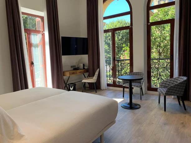 Imagen de la habitación del Hotel Abba San Sebastián. Foto 12