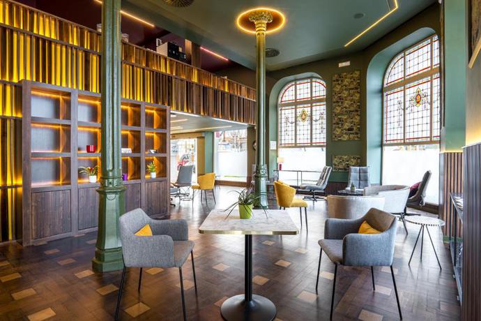Imagen de los interiores del Hotel Abba Santander. Foto 16