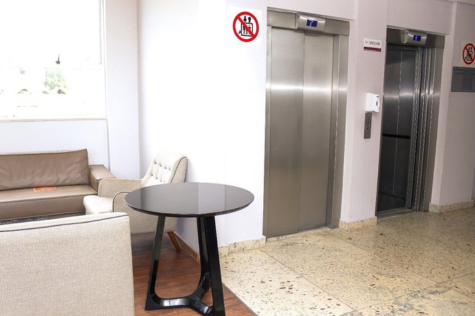 Imagen de los interiores del Hotel Abba Uno. Foto 16