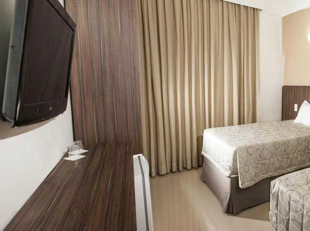 Imagen de la habitación del Hotel Abba Uno. Foto 13