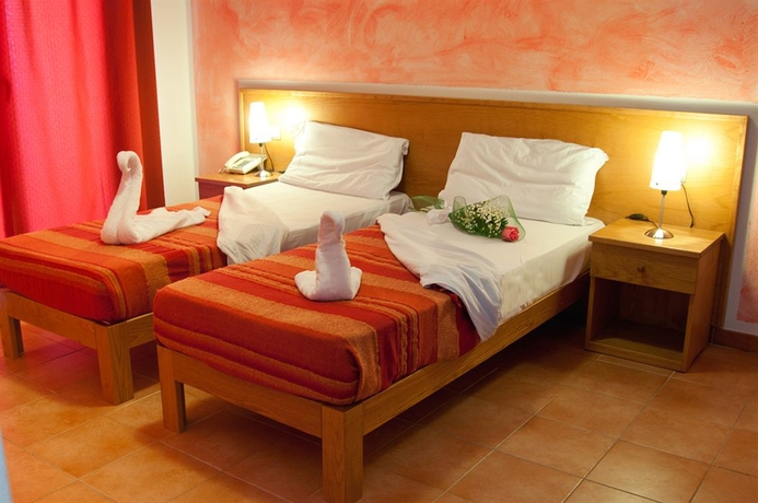 Imagen de la habitación del Hotel Abbaidda. Foto 6