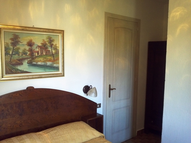 Imagen de la habitación del Hotel Abbaruja. Foto 3