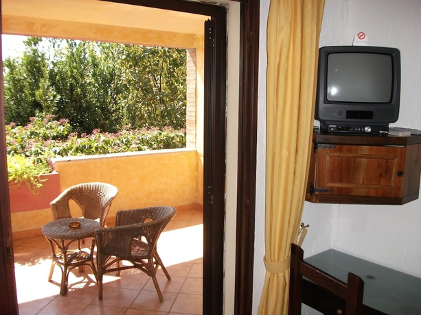 Imagen de la habitación del Hotel Abbaruja. Foto 10